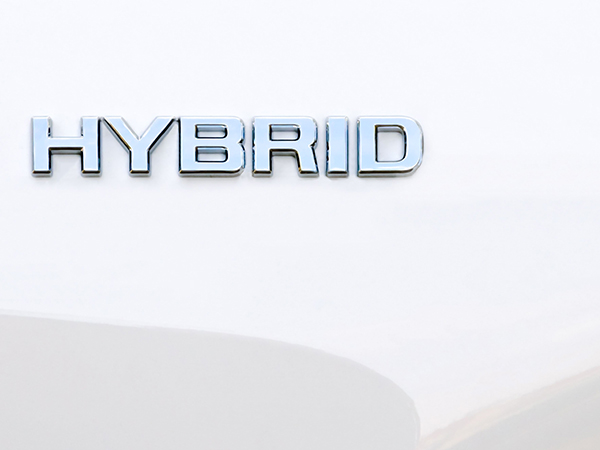 vehicule-hybride-entreprise